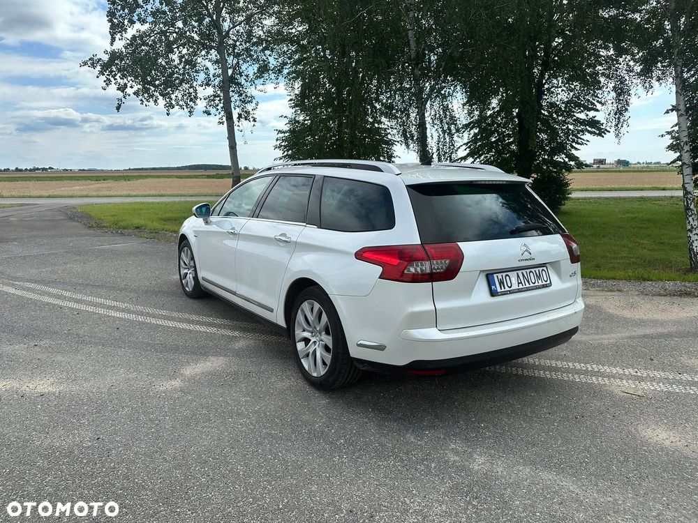 Citroen C5 2012 photo 3