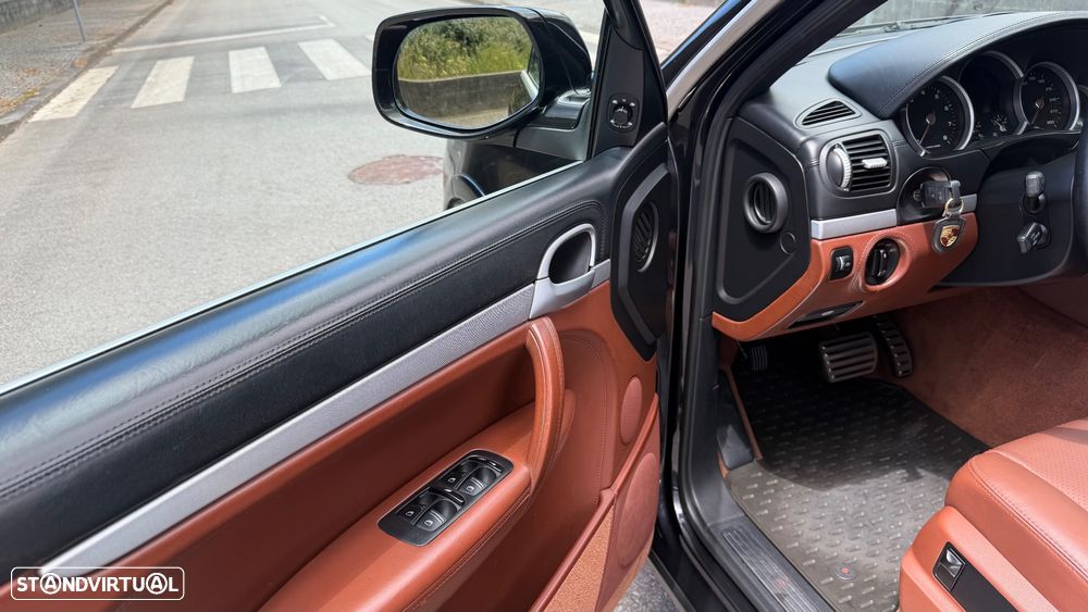 Porsche Cayenne S Tiptronic - 19