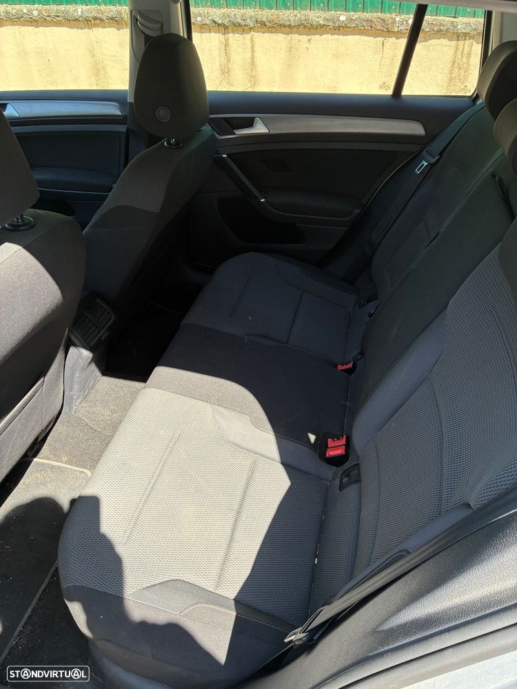 VW Golf Variant 1.6 TDi GPS Edition - 14