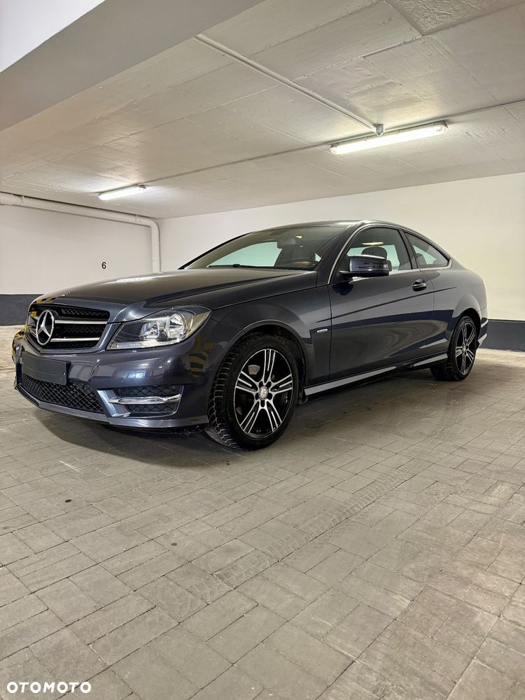 Mercedes-Benz Klasa C 180 Edition - 9