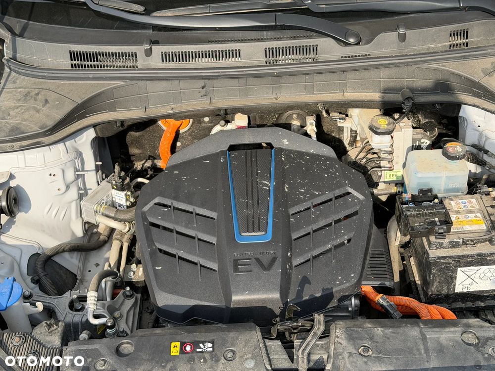 Hyundai Kona - 21