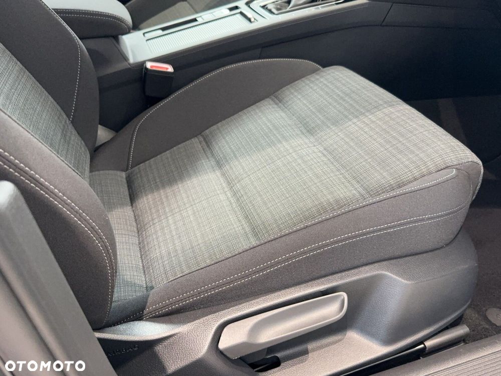 Volkswagen Passat Variant 2.0 TSI Business DSG - 18