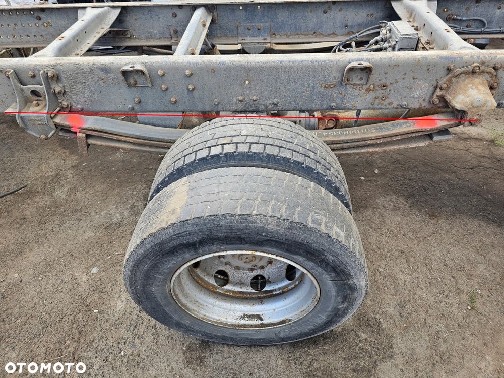 RESOR TYLNY TYŁ LEWY PRAWY 3 PIÓRA 8 cm RENAULT MIDLUM GAMA D FELGI 19,5 - 1