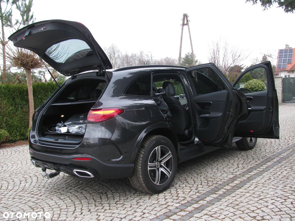 Mercedes-Benz GLC - 14