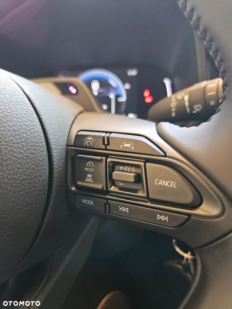 Toyota Aygo X Hybrid 1.5 Comfort e-CVT - 24