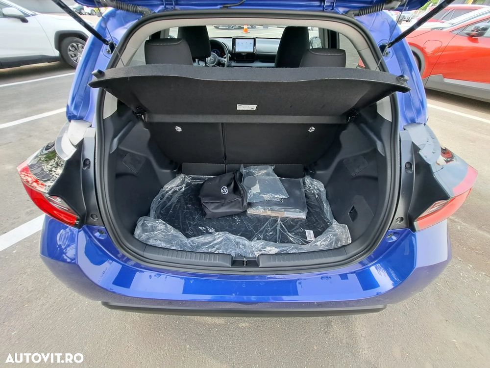 Toyota Yaris - 21