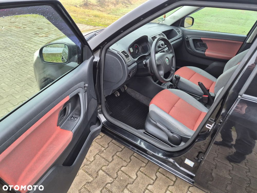 Skoda Fabia 1.4 16V Style Edition - 8