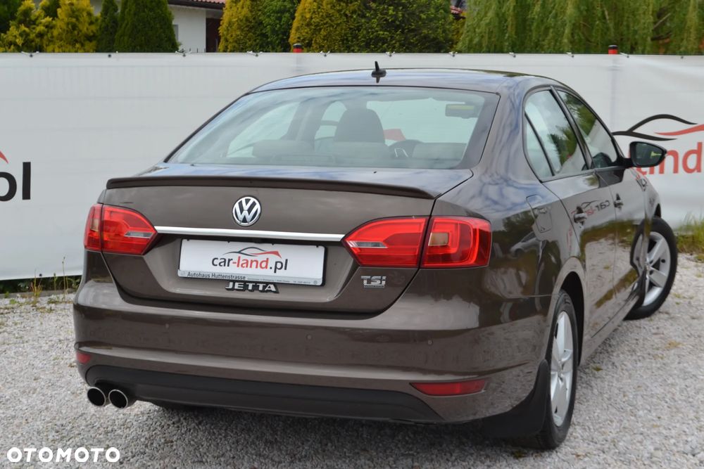 Volkswagen Jetta - 15
