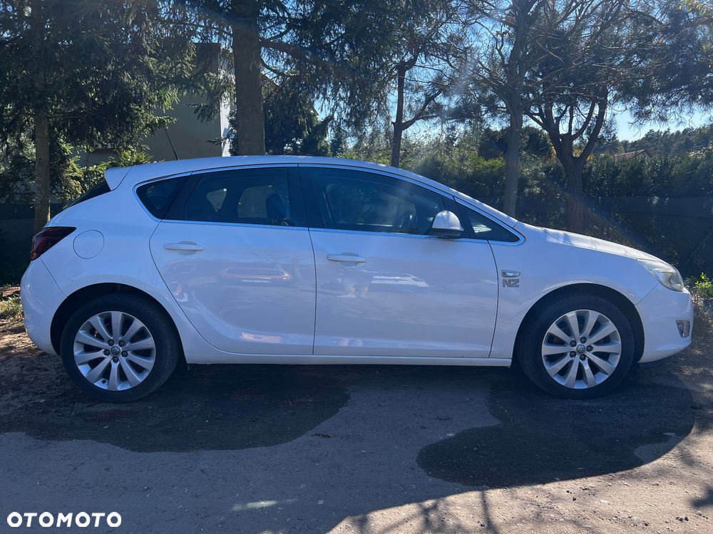 Opel Astra 1.4 T Cosmo - 5