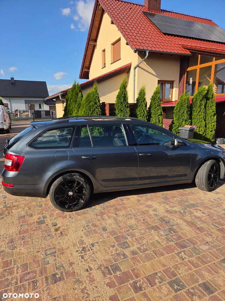 Skoda Octavia 2.0 TDI Ambition DSG - 3