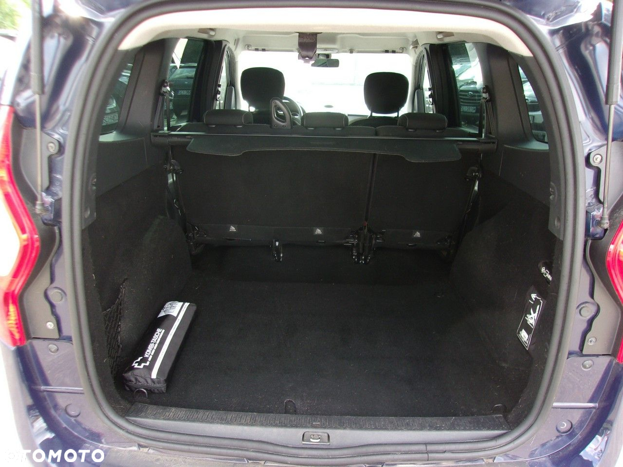 Dacia Lodgy 1.6 SCe Laureate S&S - 26