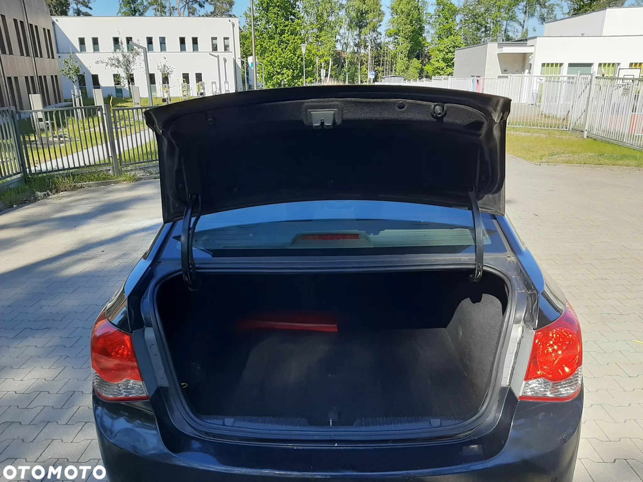 Chevrolet Cruze 1.6 LS - 7