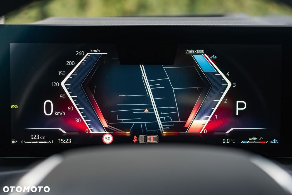 BMW Seria 3 320d xDrive - 31