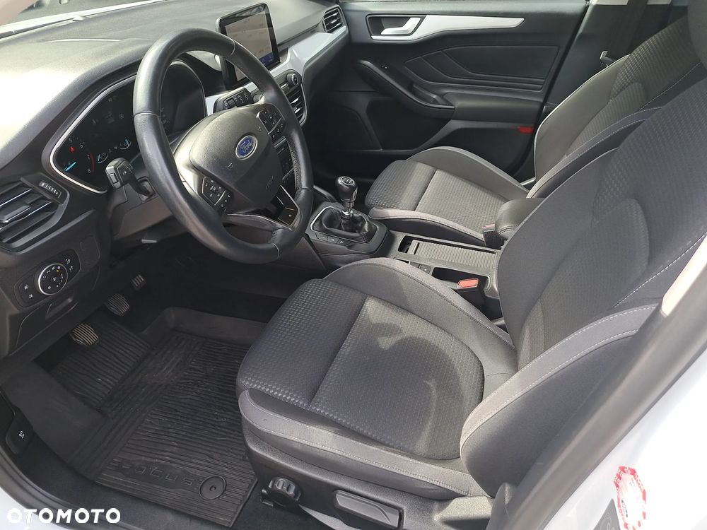 Ford Focus 1.0 EcoBoost Titanium Business - 10