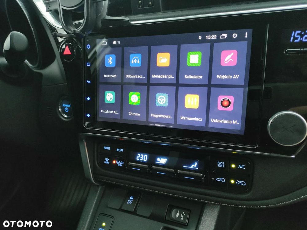 Toyota Auris Hybrid 135 Prestige - 23