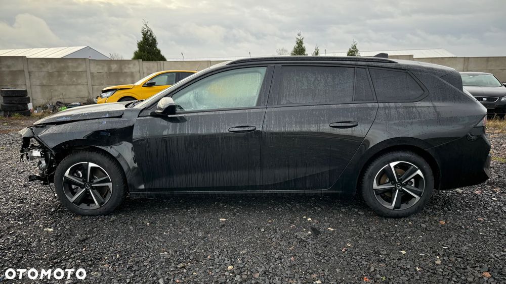 Opel Astra 1.2 Turbo Automatik GS Line - 2