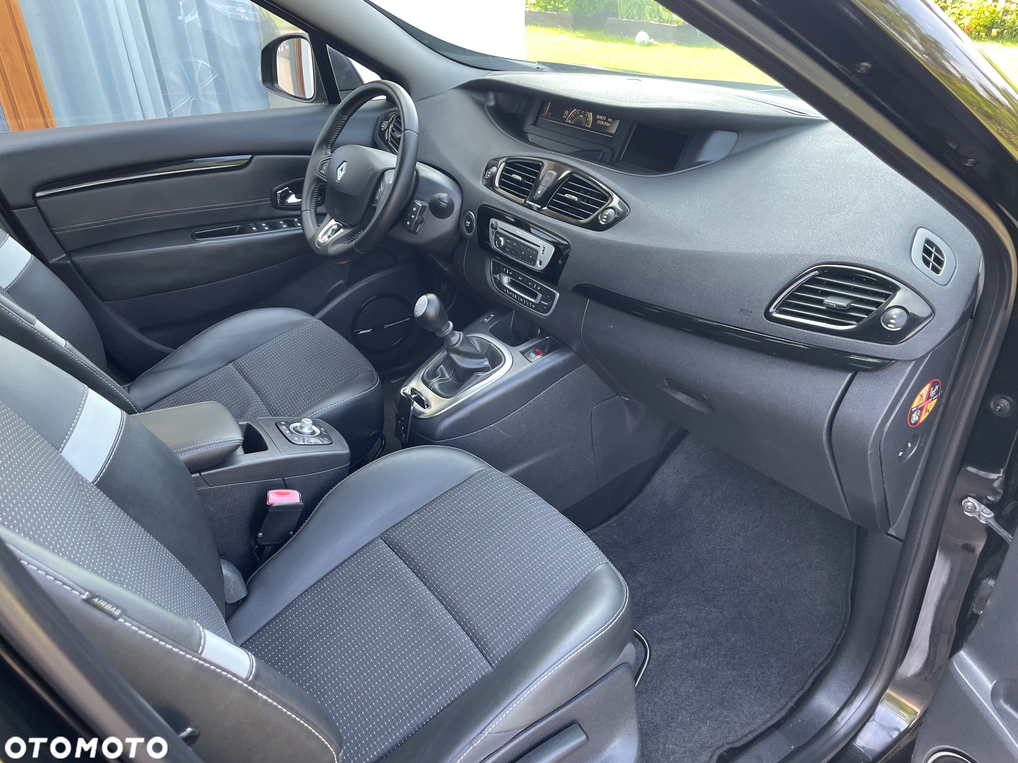 Renault Scenic dCi 110 Xmod Paris - 7