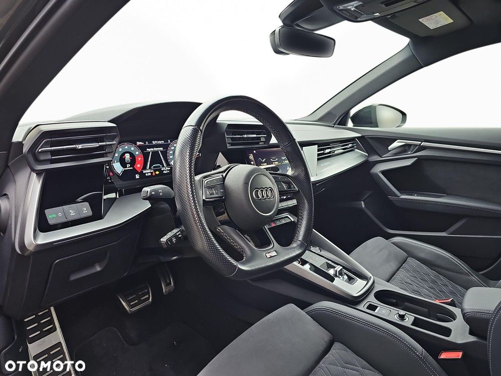 Audi S3 Sportback - 11