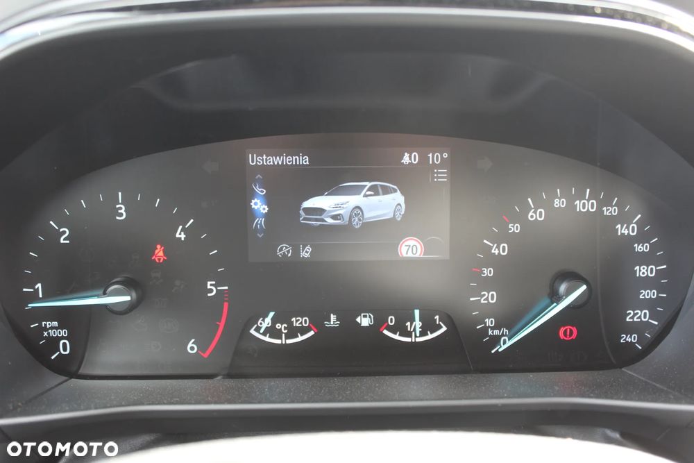 Ford Focus 2.0 TDCi ST-Line Red ASS - 23