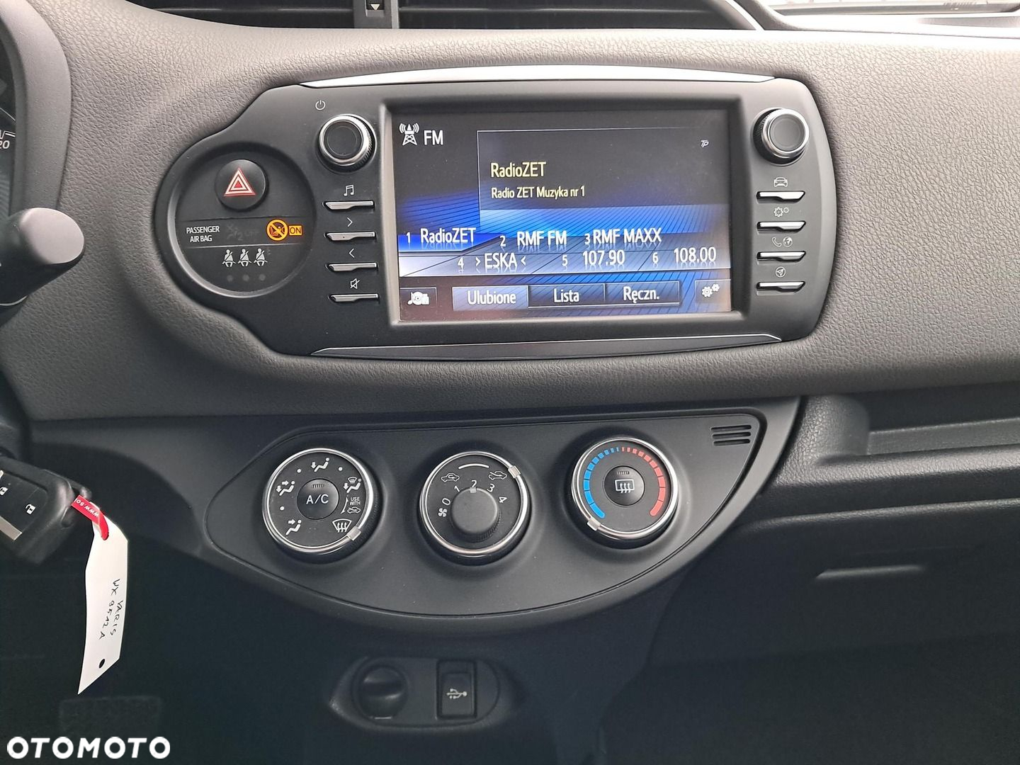 Toyota Yaris 1.5 Premium CVT - 19