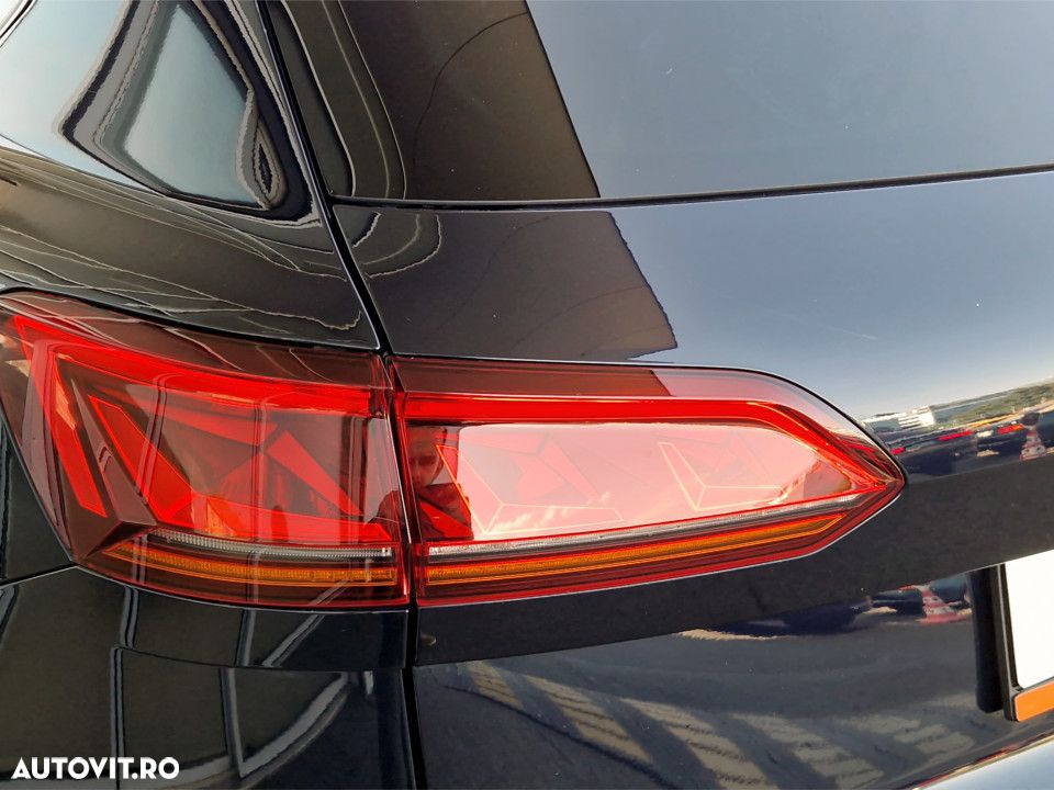 Volkswagen Touareg V6 TDI R-Style - 11