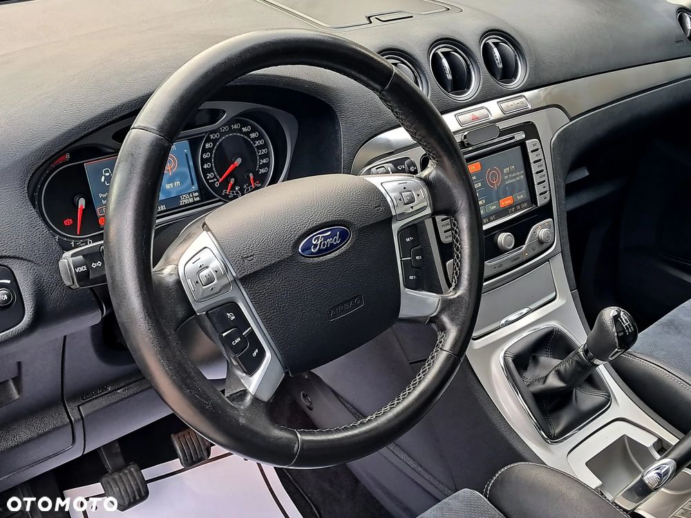 Ford S-Max 2.0 Viva Titanium - 14