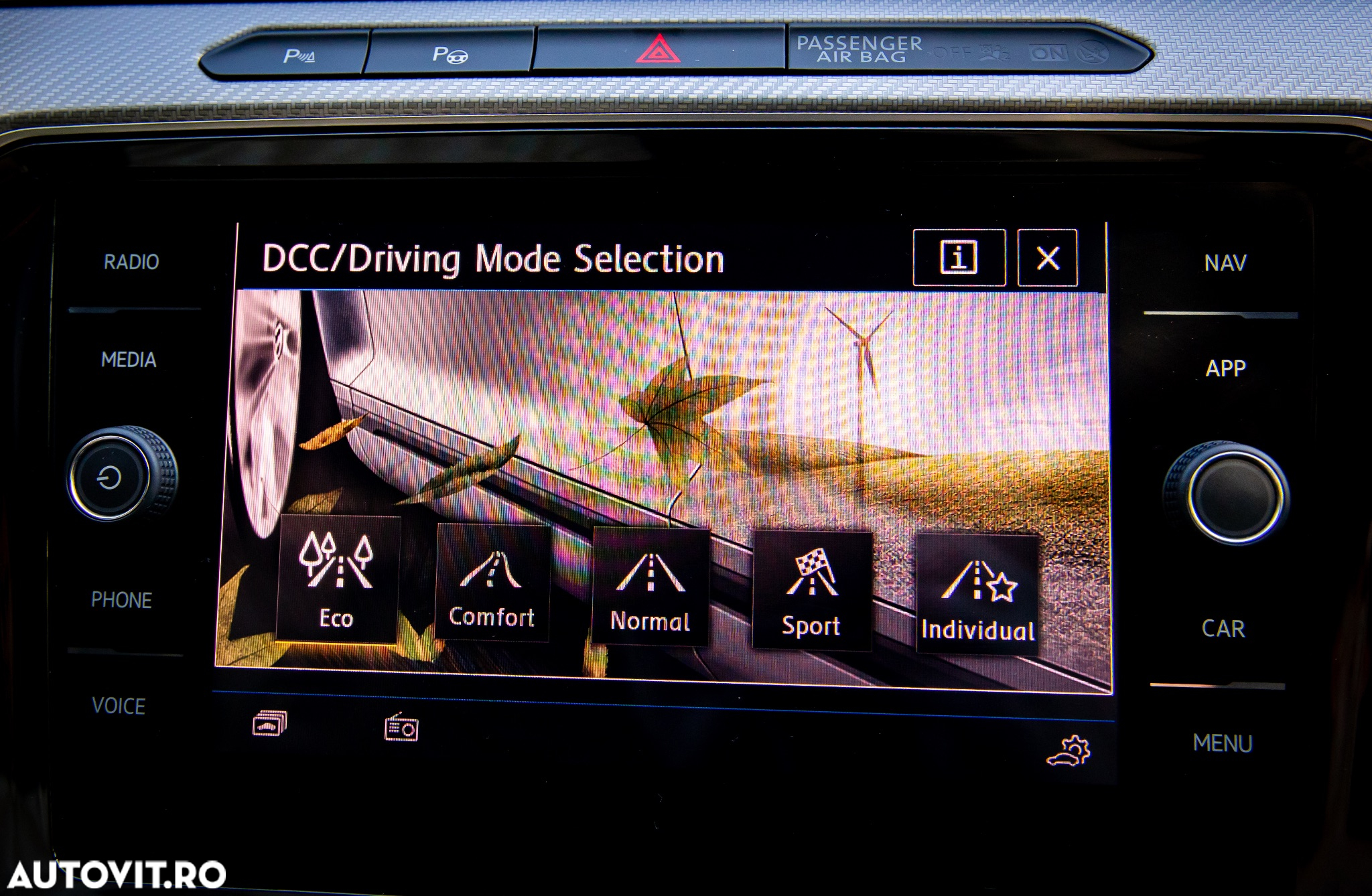 Volkswagen ARTEON 2.0 TDI DSG 4Motion R-Line - 37
