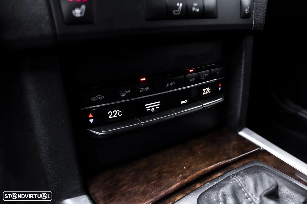 Mercedes-Benz E 220 BlueTEC 9G-TRONIC - 21