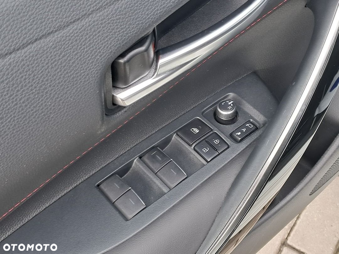 Toyota Corolla - 10