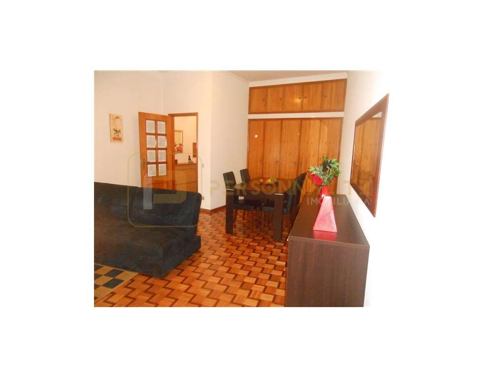 Apartamento T1 MOBILADO - Azurém / Madre Deus - Grande imagem: 2/14