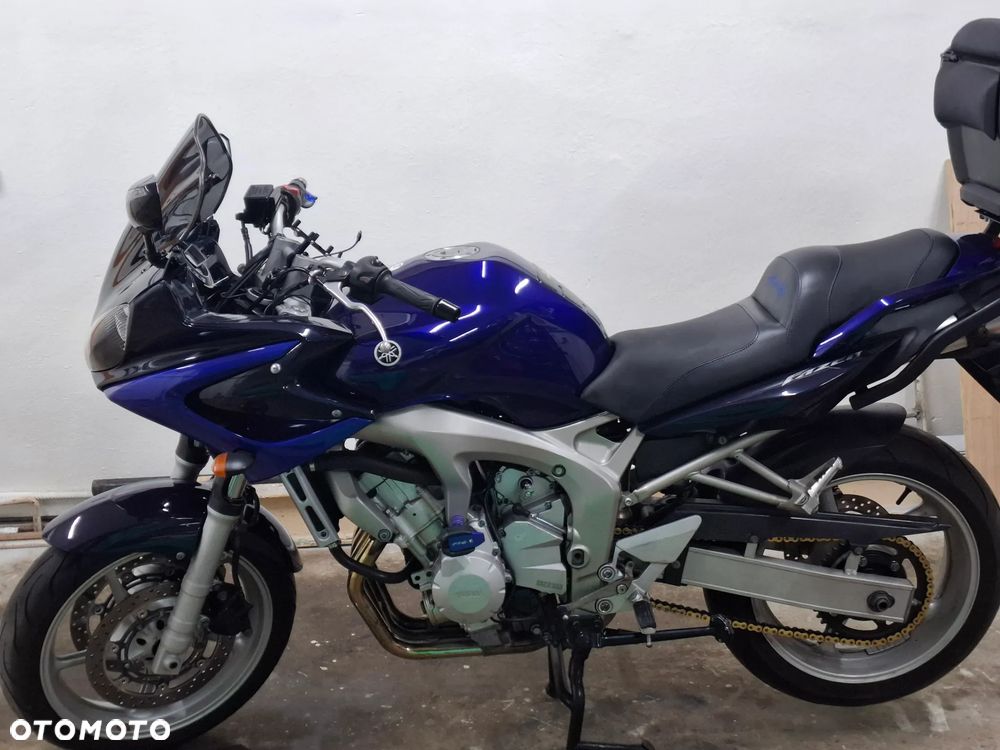 Yamaha FZ6 - 11