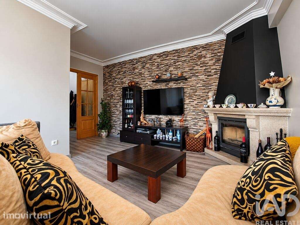 Apartamento T2 em Viana do Castelo e Meadela de 102 m2 - Grande imagem: 3/28