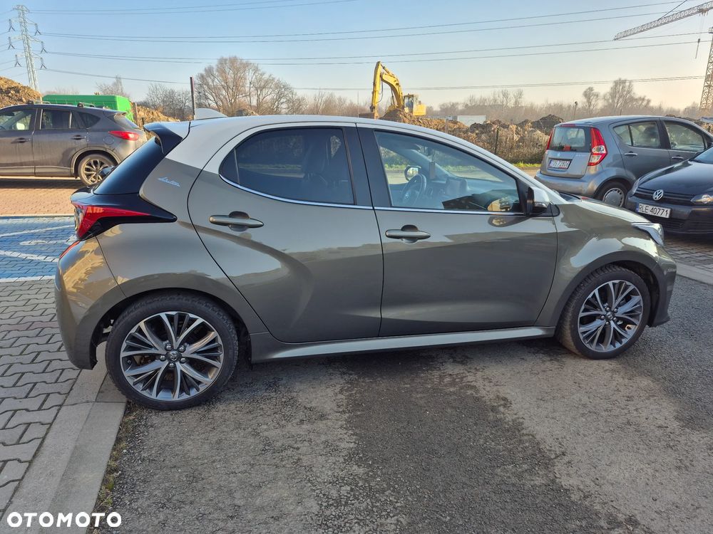 Toyota Yaris 1.5 Selection Elegant - 6