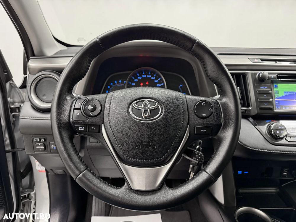 Toyota RAV4 2.2 D-4D 4x4 Automatik Life - 23