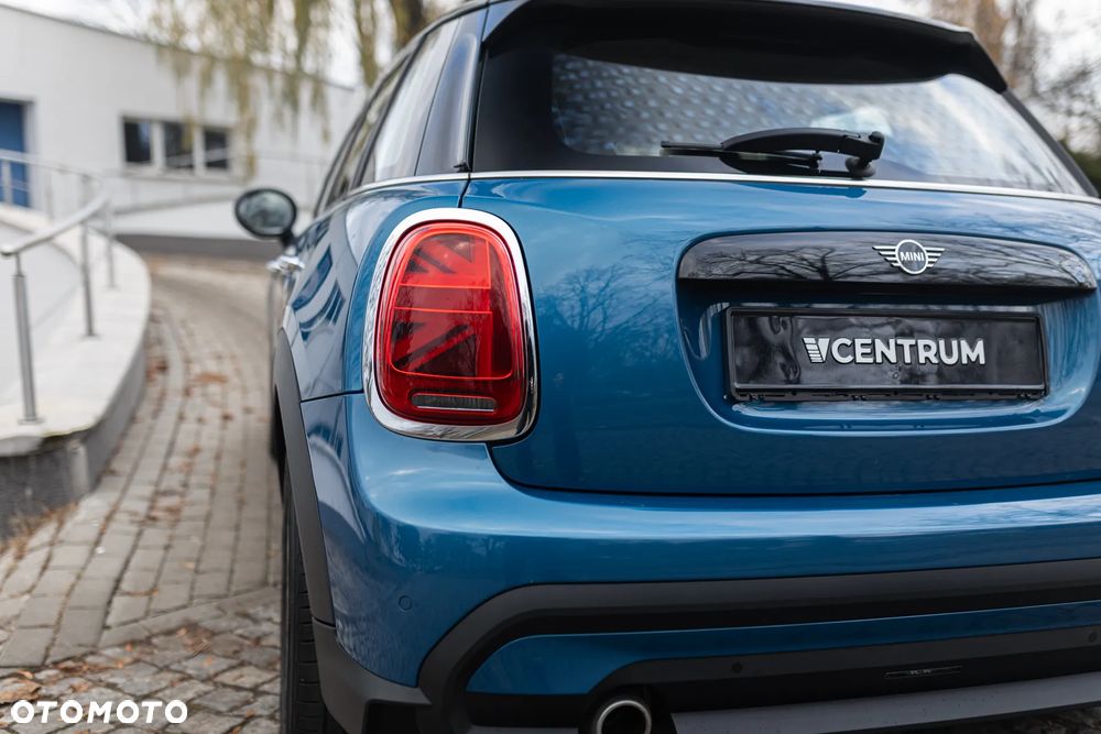 MINI Cooper Standard - 11