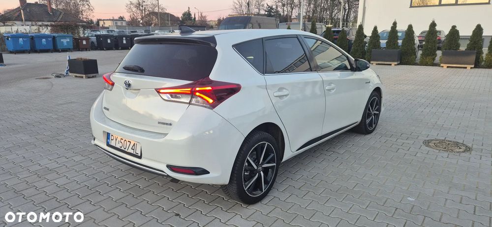 Toyota Auris - 3