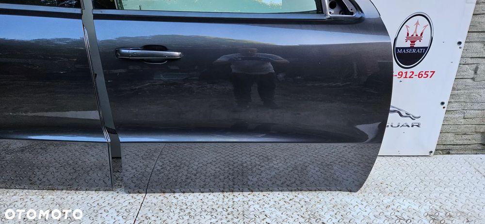 Dodge Durango III LIFT 2017- Kompletne drzwi przód prawy Drzwi przednie prawe  lub Drzwi tył prawy Drzwi tylne prawe Kolor PAU  Oryginalna warstwa lakieru - 4