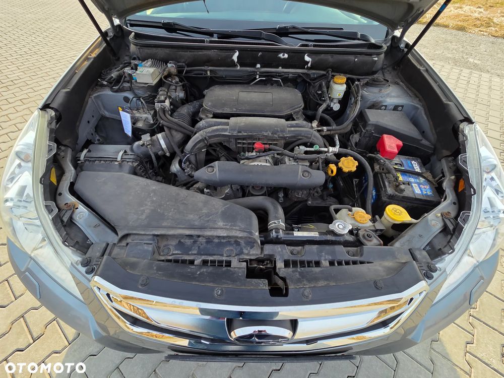 Subaru Legacy - 25