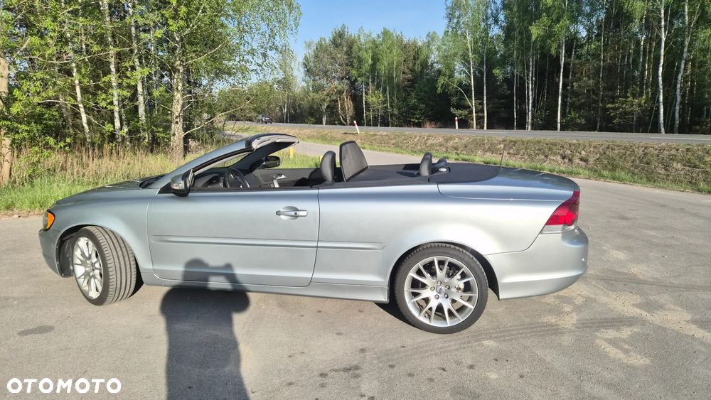 Volvo C70 2.0D Summum - 33