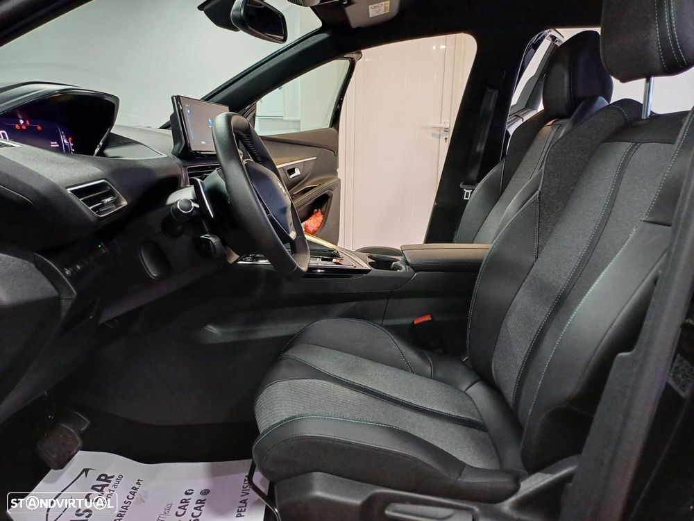 Peugeot 5008 - 10