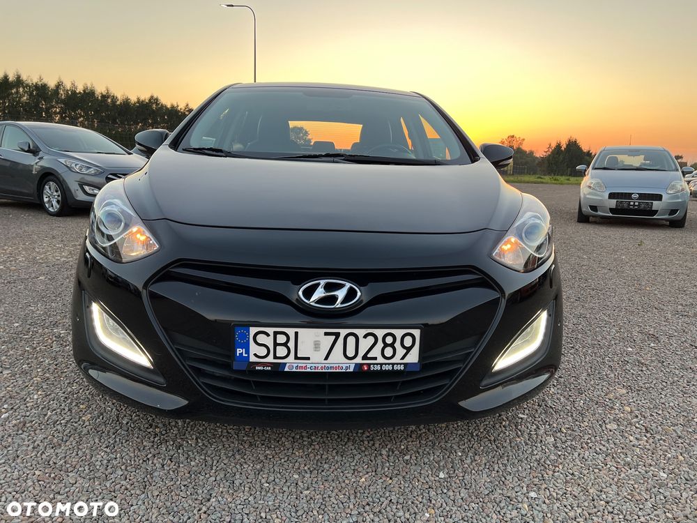 Hyundai i30 1.6 CRDi Premium - 1