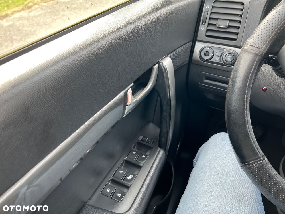 Chevrolet Captiva 2.0 4WD 5 Sitzer LT Exclusive - 12