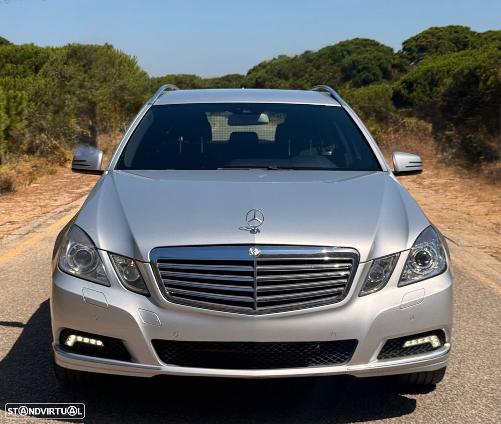 Mercedes-Benz E 250 CGI BlueEFFICIENCY 7G-TRONIC Elegance - 3