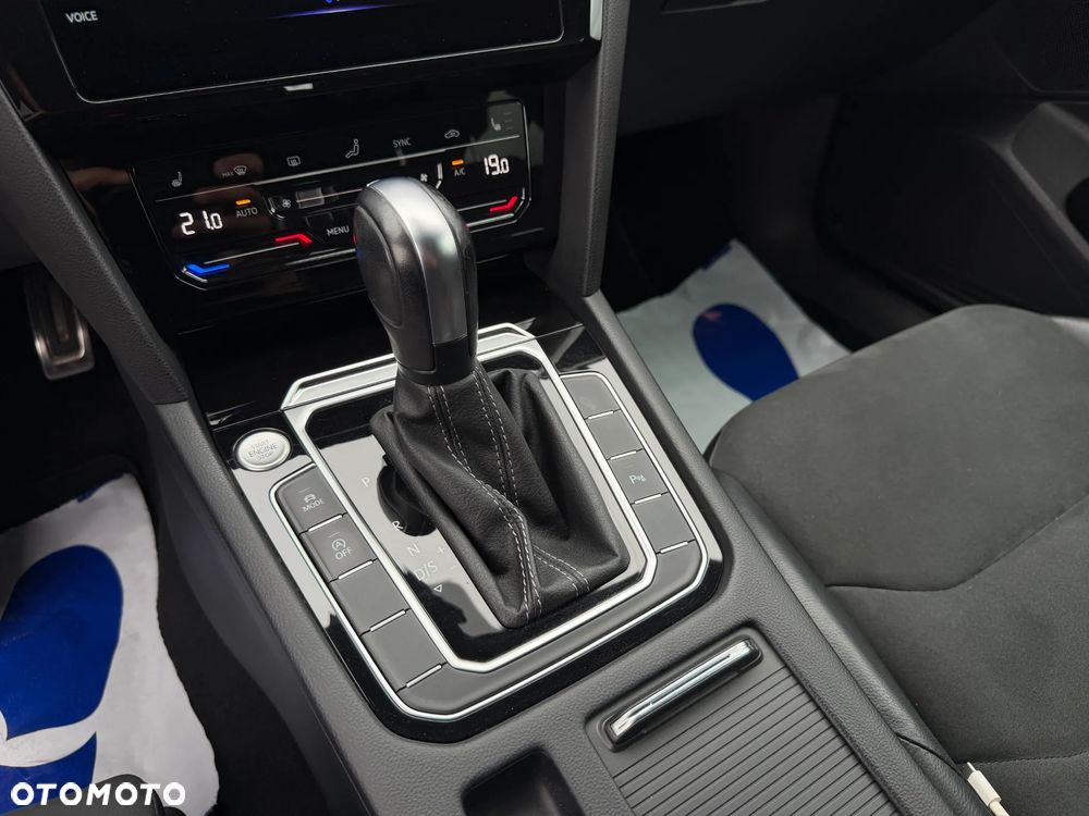 Volkswagen Arteon 2.0 TSI R-Line DSG - 24