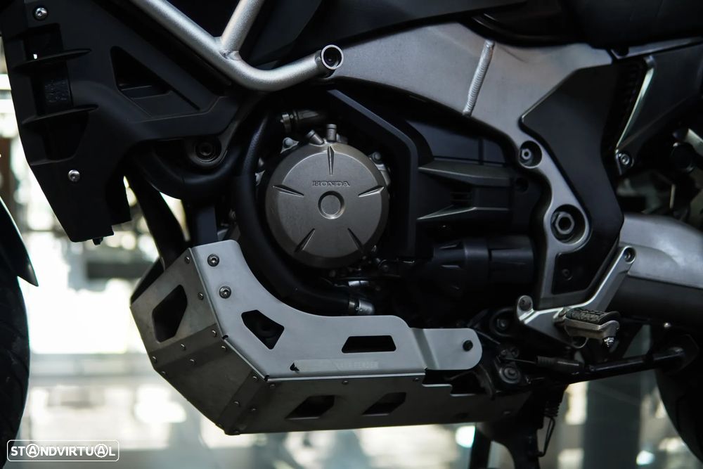 Honda VFR 1200 XD - 27