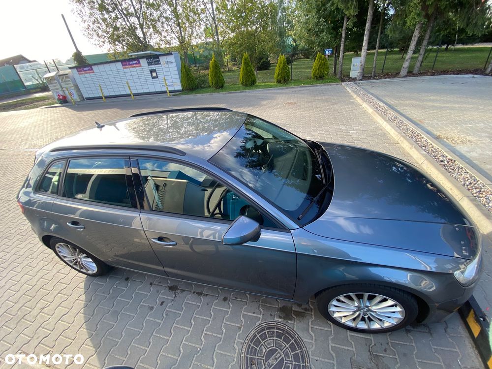 Audi A3 Sportback 2.0 TDI Attraction S tronic - 14