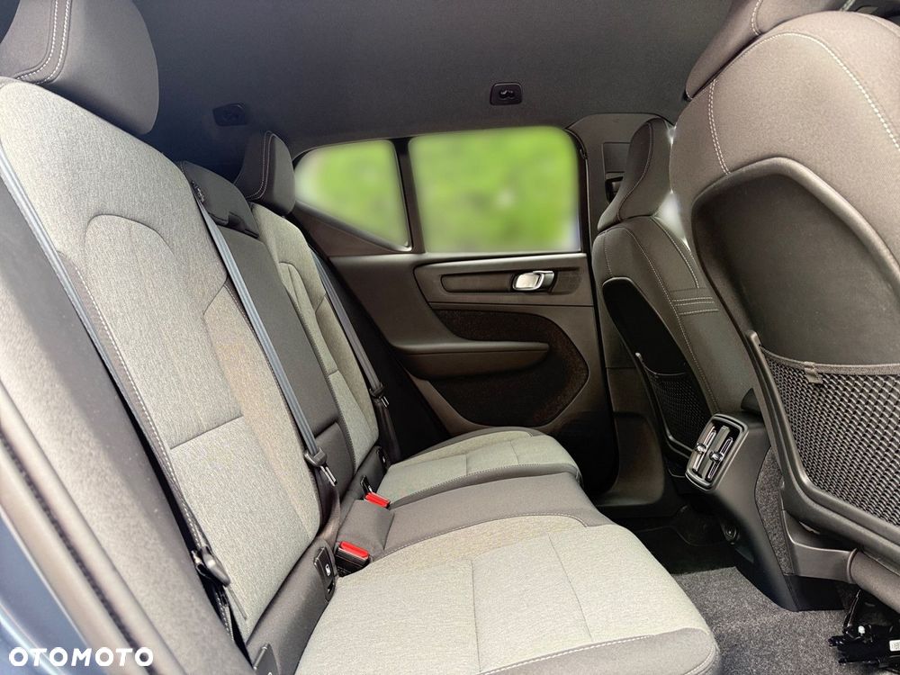 Volvo XC 40 - 29