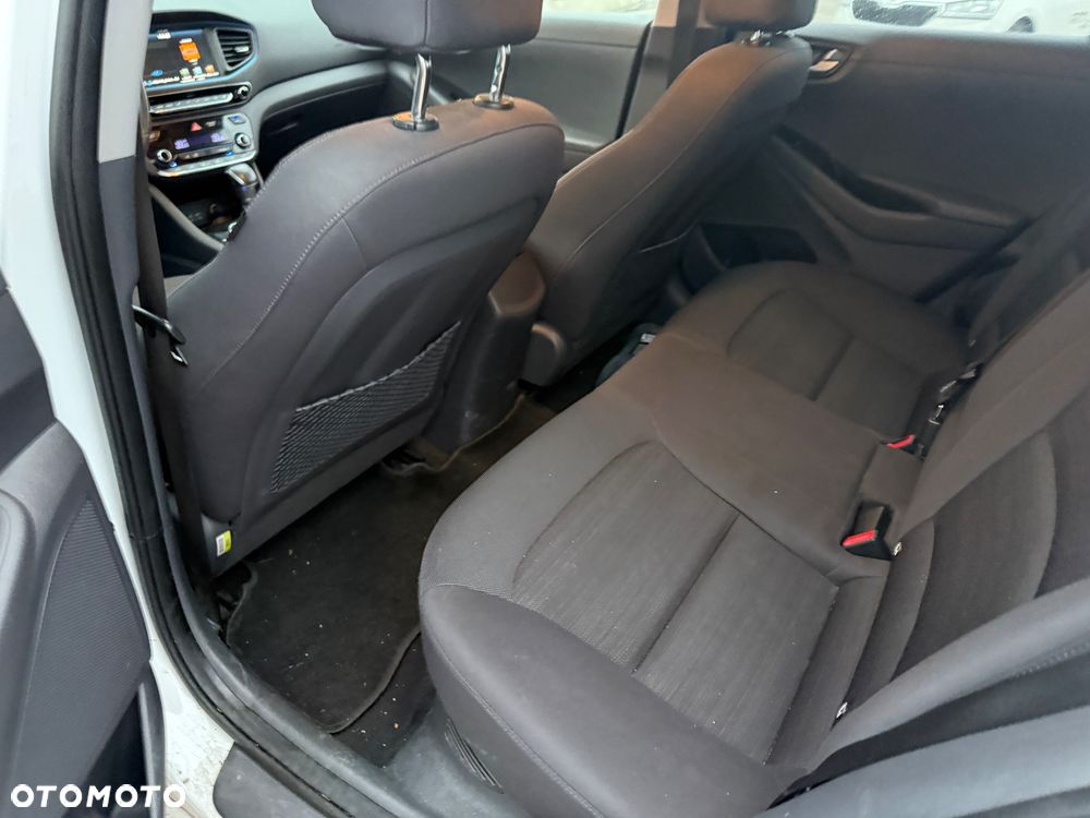 Hyundai IONIQ Hybrid Premium - 27