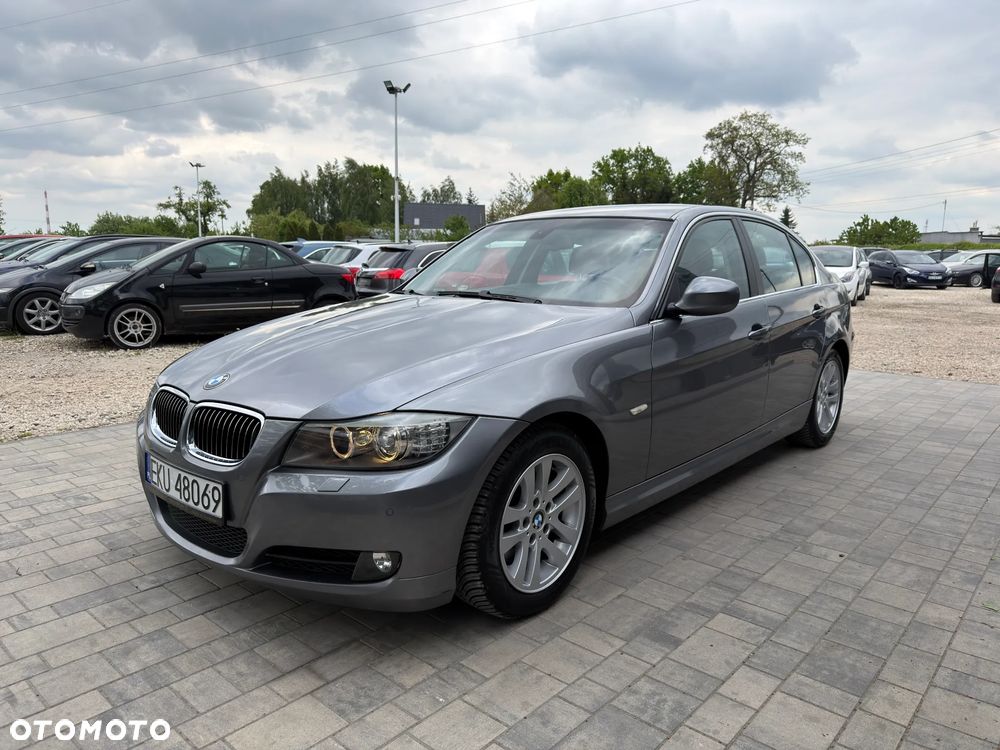 BMW Seria 3 325i Edition Exclusive - 20