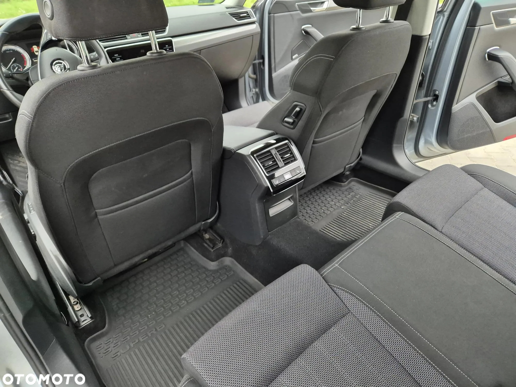 Skoda Superb 2.0 TSI Style DSG - 7